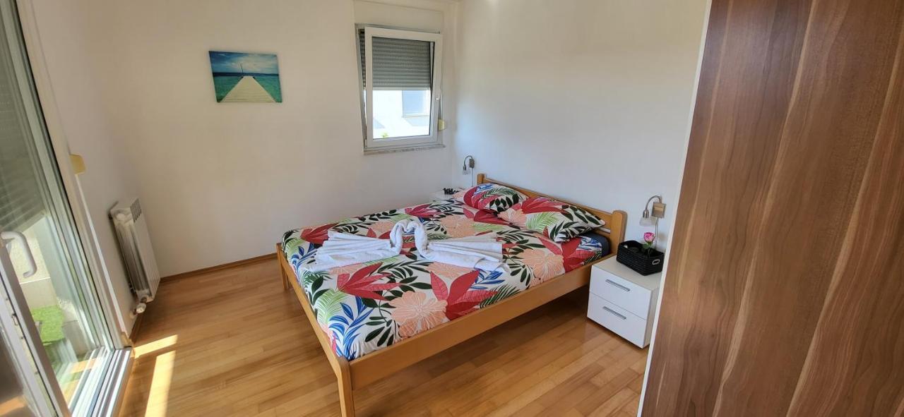 Apartment Summer Dream 普纳特 外观 照片
